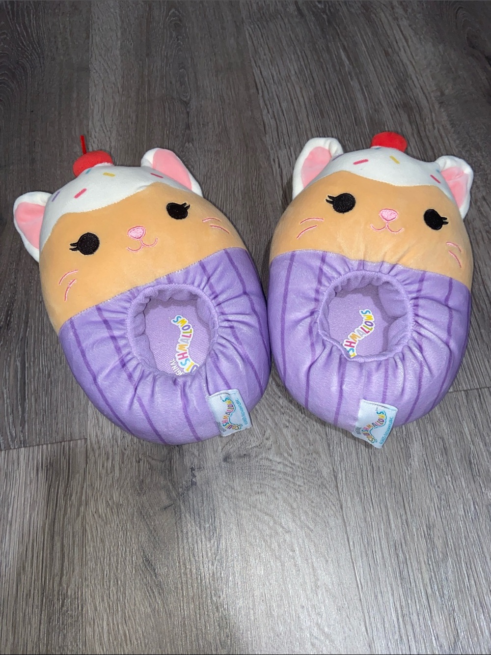 Squishmallows Cupcake Cat Plush Slippers Kids Size 2-3 Soft Cozy Cute